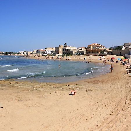 Appartamenti Pomelia بونتا سيكا الغرفة الصورة