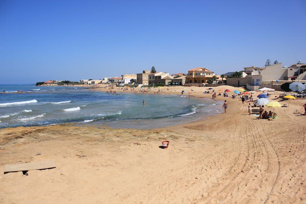 Appartamenti Pomelia بونتا سيكا الغرفة الصورة